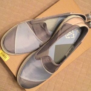 NWOT Sperry Bionic Loafers